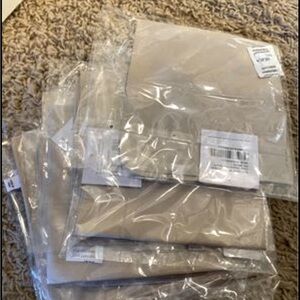 Birdy Grey Neutral Champagne Pocket squares - new